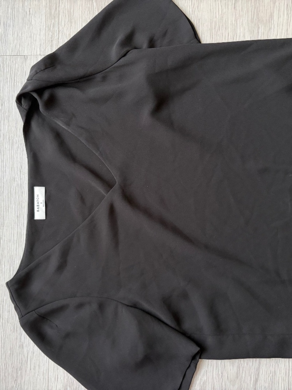 Black t shirt smart
